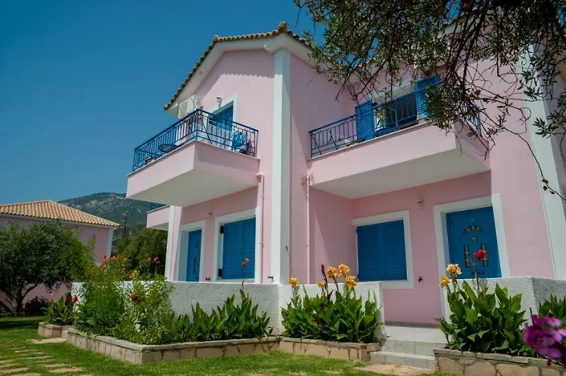 Vlachata Afrato Village מלון