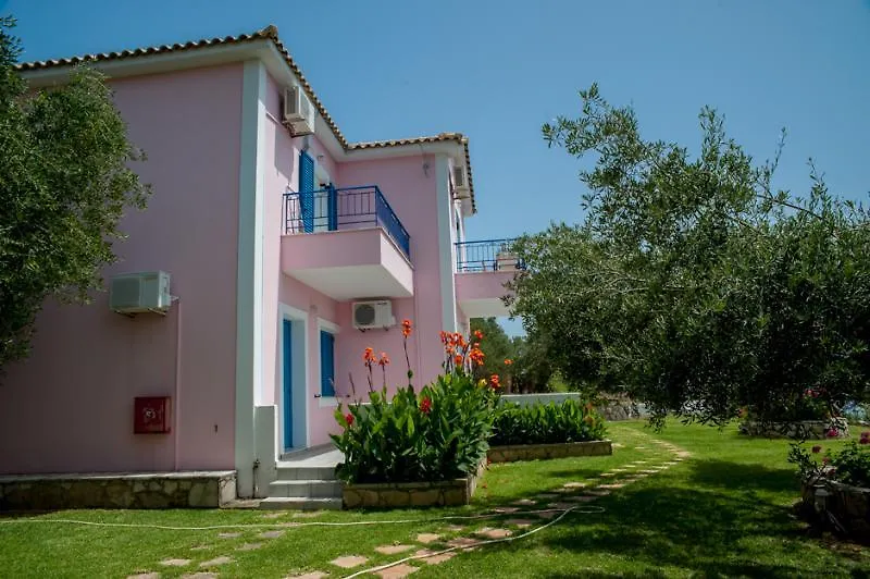 Vlachata Afrato Village מלון